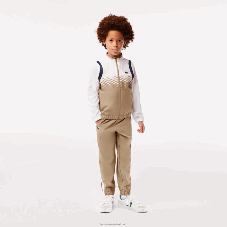 Lacoste tennis x daniil medvedev joggingbroek 0828H3042 beige wit blauw oranje schrift jongens